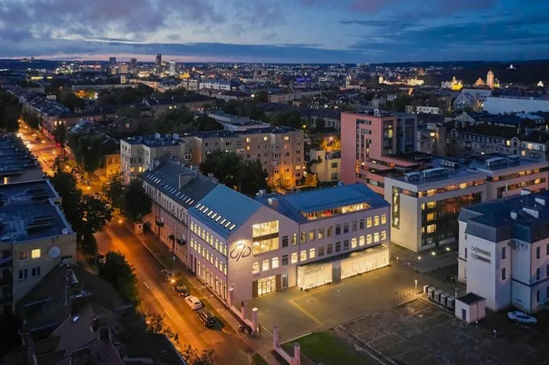 Vaizdas iš viršaus į Tech Loft ir Vilniaus centrą
